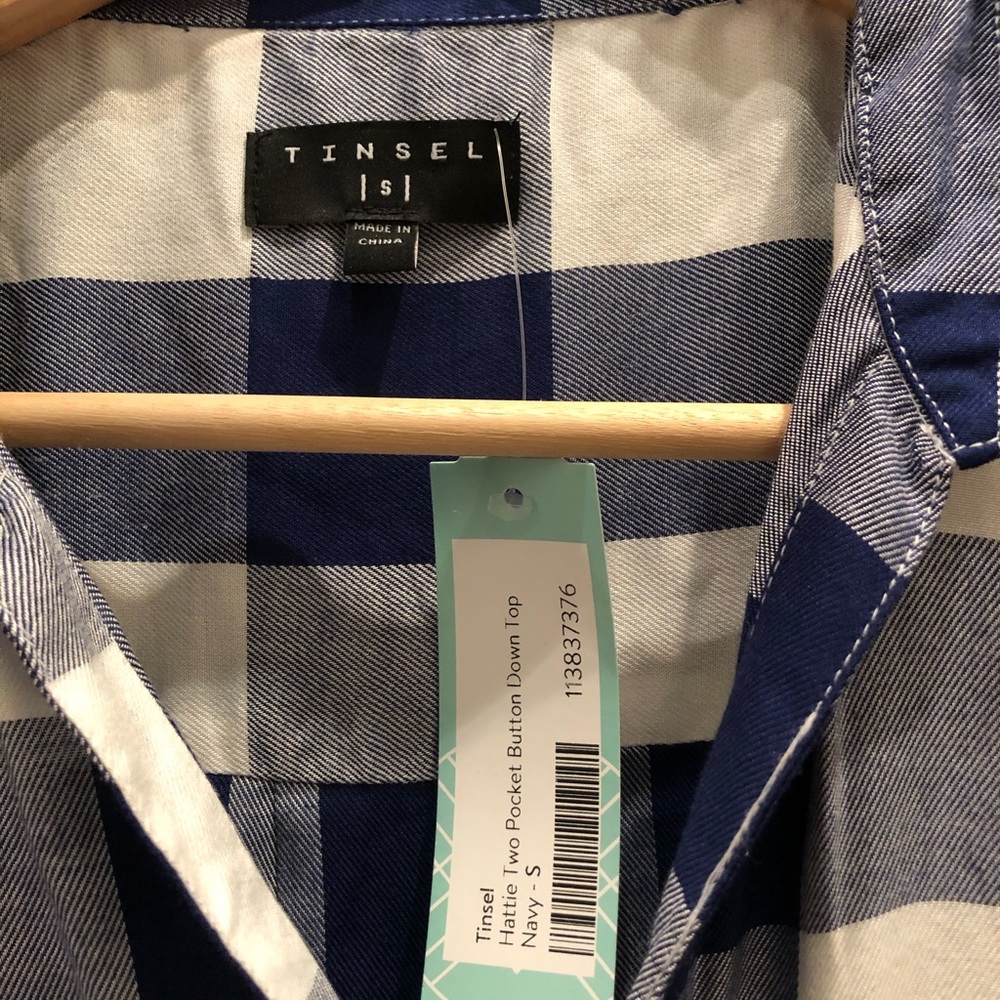 Tinsel stitchfix Navy and white plaid flannel